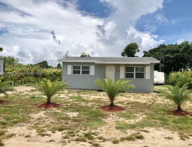 21820 SW 112th Ct, Miami, FL 33170 - photo 1