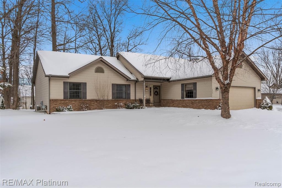 2409 Chestnut Bend, Howell, MI 48855 - photo 1