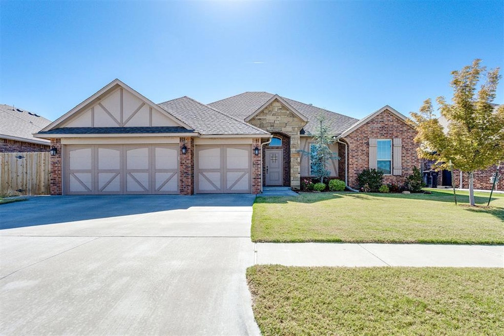 Pending $360,000 • Co-Listing Agent