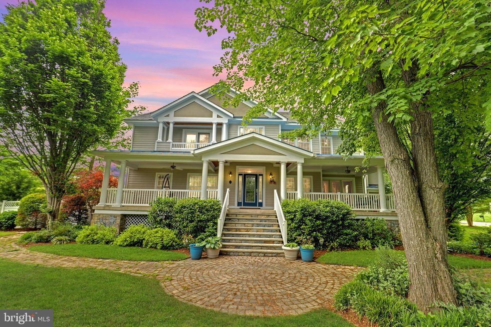 8701 Standish Rd, Alexandria, VA 22308 - photo 1