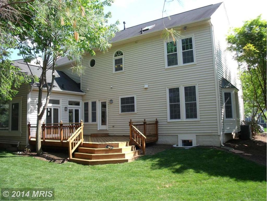 21510 Manor View Cir, Germantown, MD 20876 - photo 1