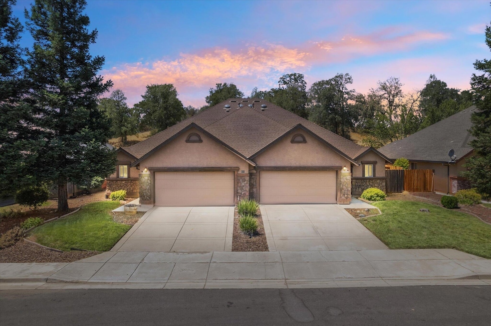For Sale $549,900 • Co-Listing Agent