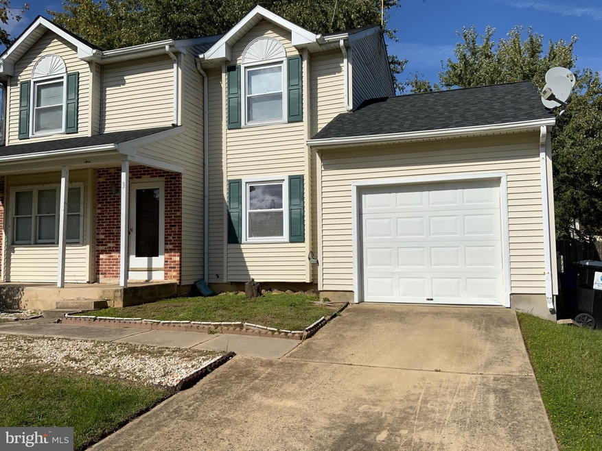 3 Oakwood Ct, Newark, DE 19702 - photo 1