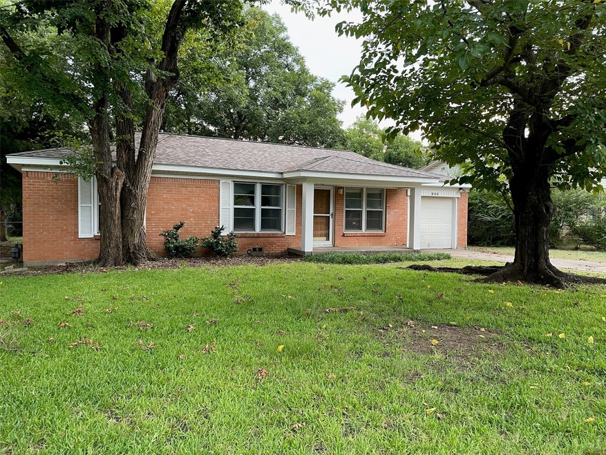 905 Zelda Dr, Hurst, TX 76053 - photo 1