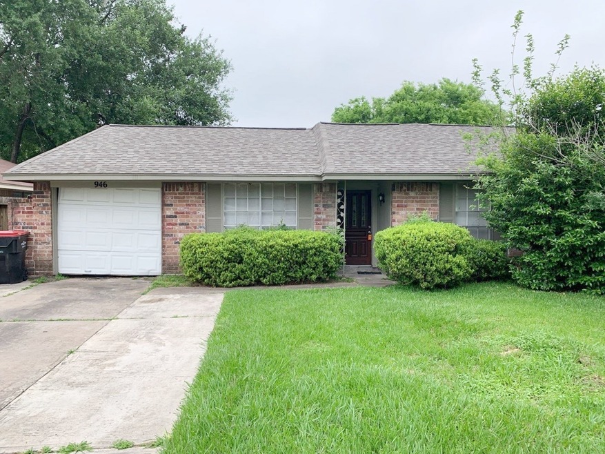 946 Francitas Dr, Houston, TX 77038 - photo 1