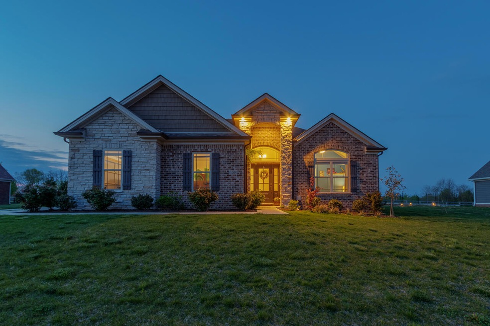 109 White Pine Ct, Frankfort, KY 40601 - photo 1