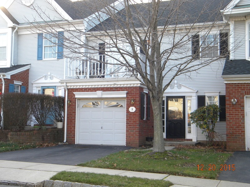 9 Garnet Ct unit E, Franklin Park, NJ 08823 - photo 1