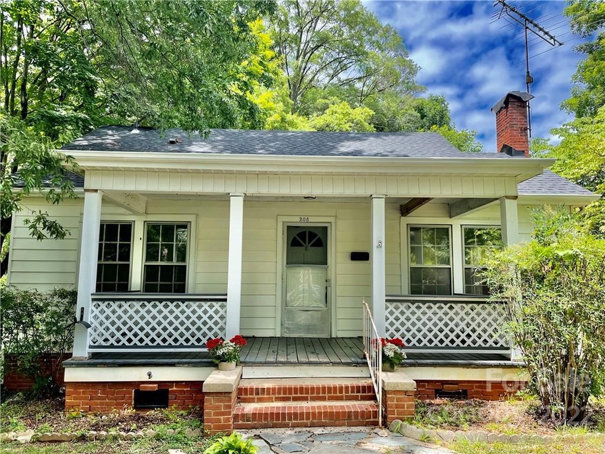 208 Feimster St, Statesville, NC 28677 - photo 1
