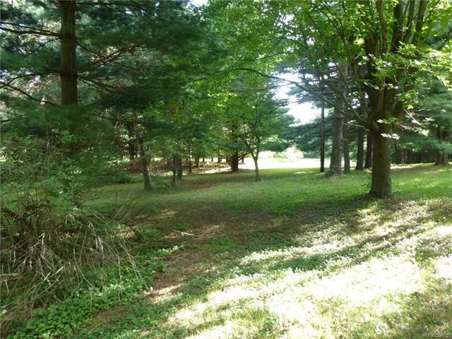 0000 Weygant Dr, Rochester, MI 48306 - photo 1