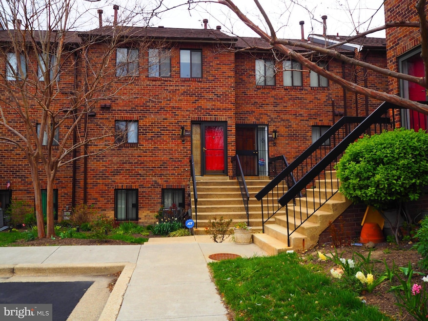 1005 Quincy St NE unit 1005, Washington, DC 20017 - photo 1