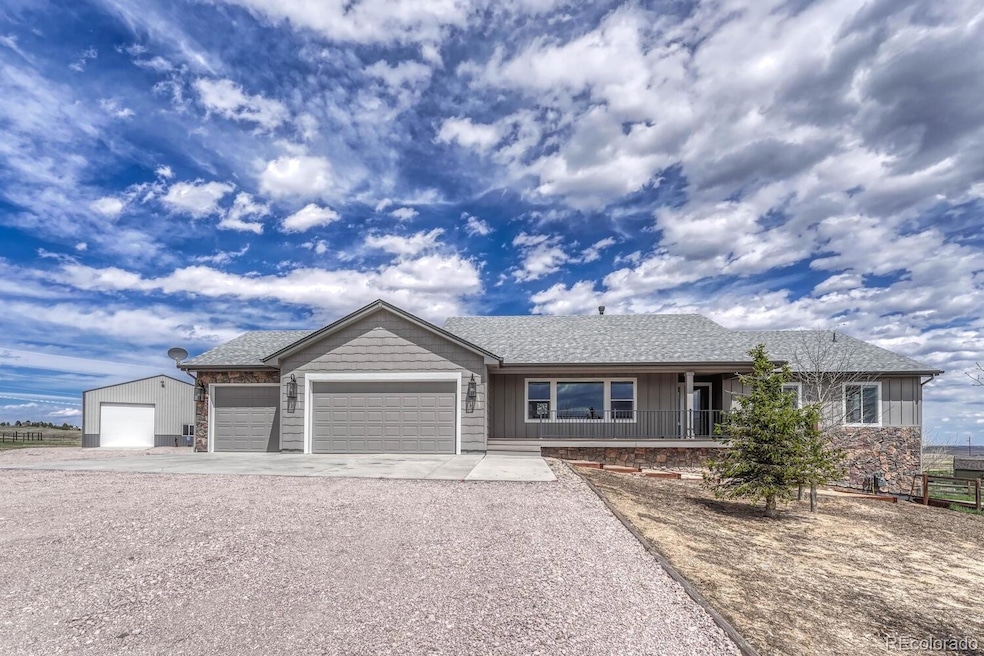 Pending $1,085,000 • Co-Listing Agent