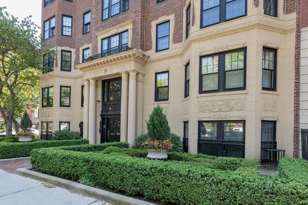 Sold $1,465,000 • Co-Listing Agent