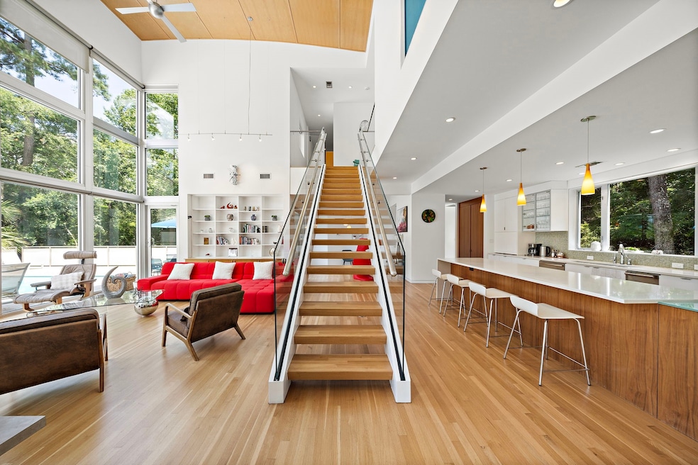 Flowing layout connects living and dining with vie
