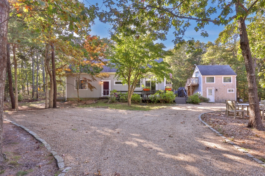 10 Dory Cir, Edgartown, MA 02539 - photo 1
