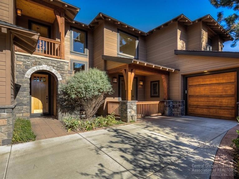 19692 Hollygrape St, Bend, OR 97702 - photo 1