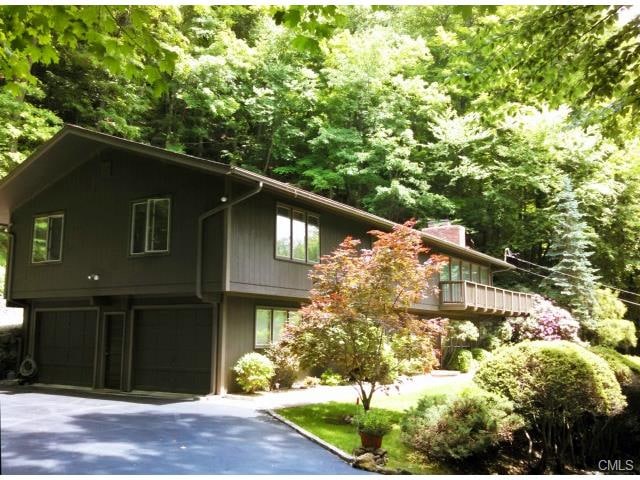 Pristine Four Bedroom Contemporary