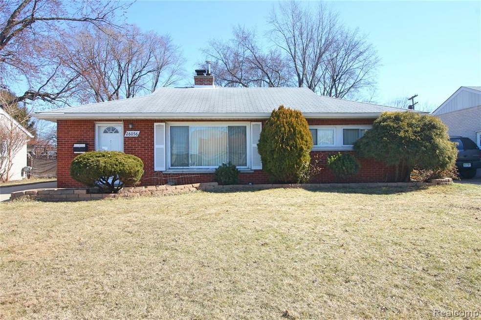 26056 Compson St, Roseville, MI 48066 - photo 1