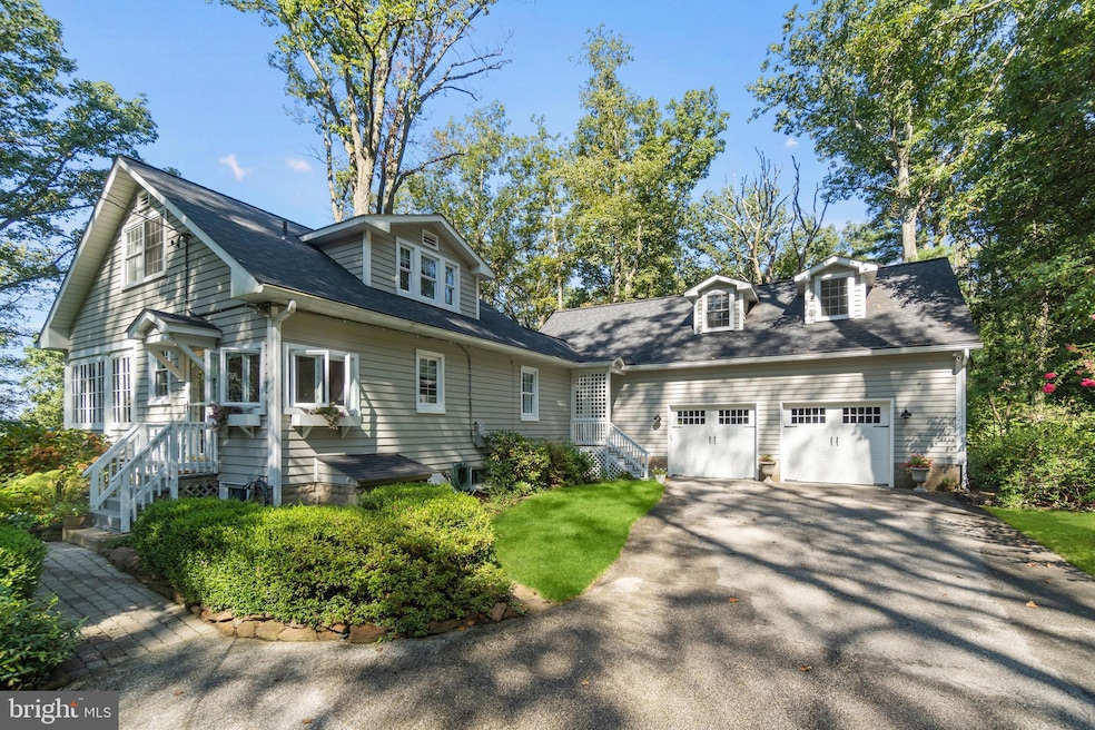 910 Old County Rd, Severna Park, MD 21146 - photo 1