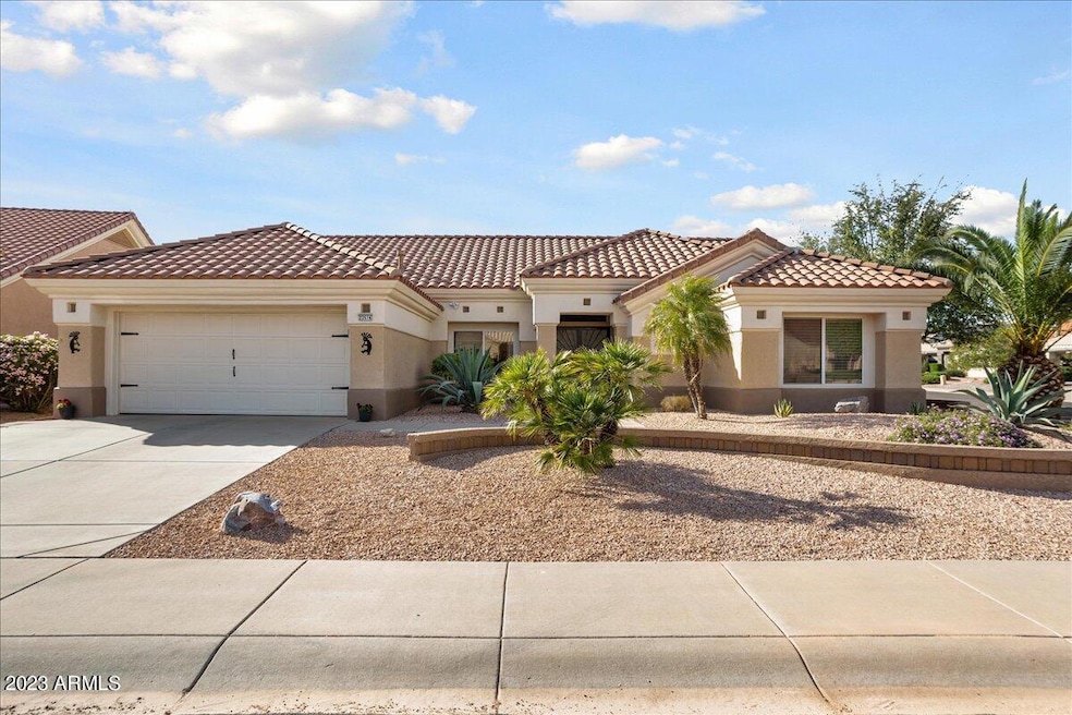 01-22614 N Via Tercero