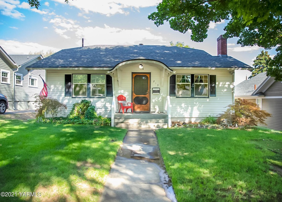 213 S 15th Ave, Yakima