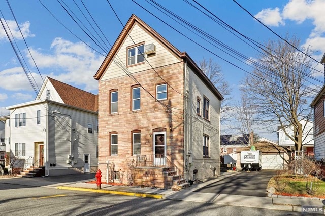 67 Kossuth St, Wallington, NJ 07057 - photo 1