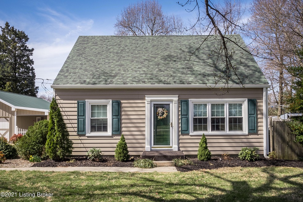 6202 Beulah Church Rd, Louisville, KY 40228 - photo 1