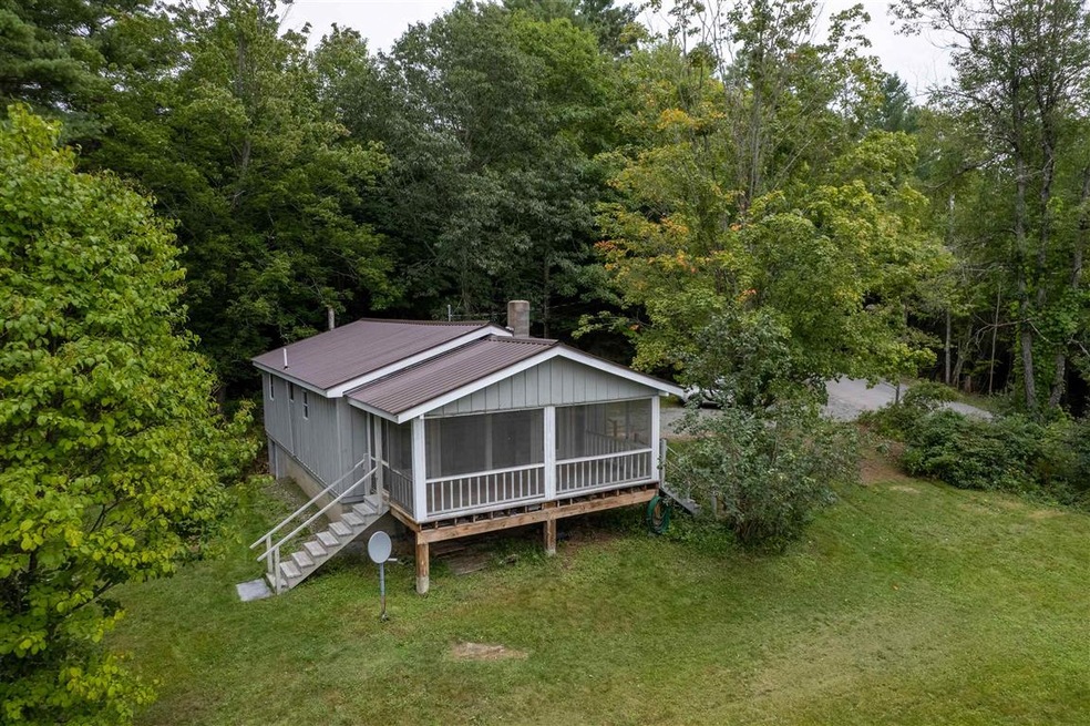 686 Hilltop Rd, Littleton, NH 03561 - photo 1