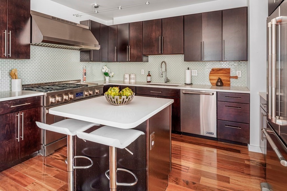 Harbor Towers unit 16F, Boston, MA 02110 - photo 1