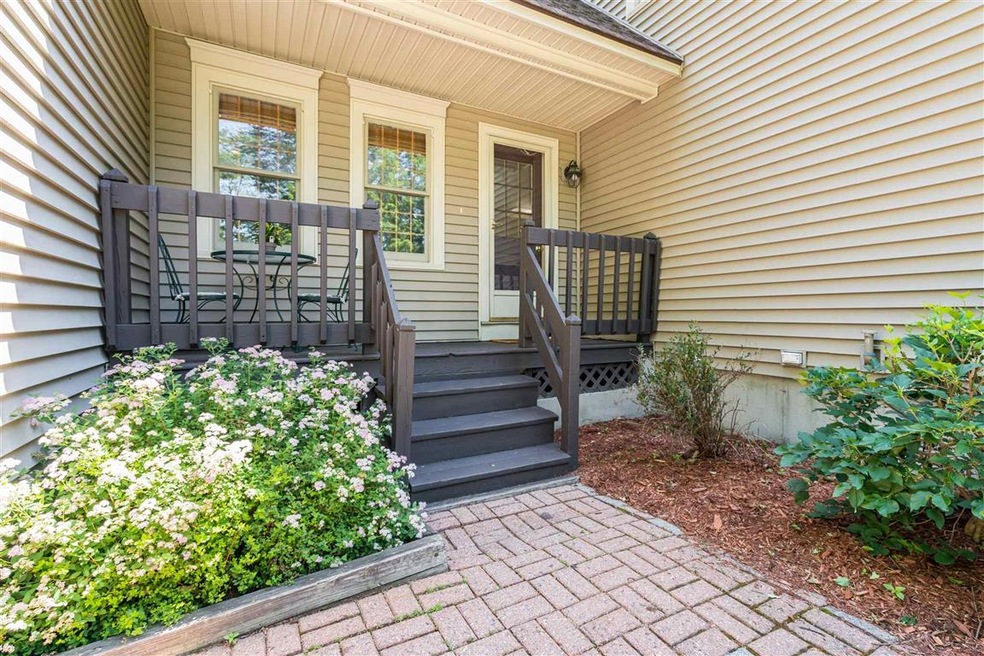 81 Bypass 28, Derry, NH 03038 - photo 1