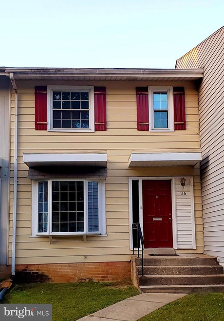 116 Daimler Dr unit 13, Capitol Heights, MD 20743 - photo 1