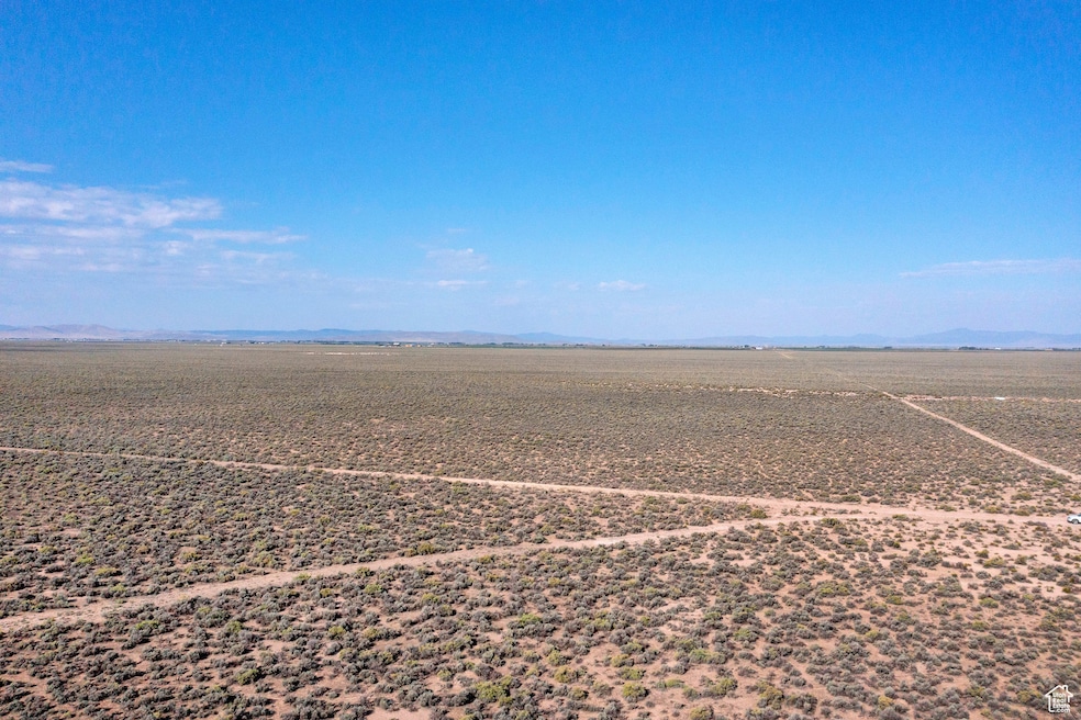 984 W 5450 N unit Lot 14, Newcastle, UT 84756 - photo 1