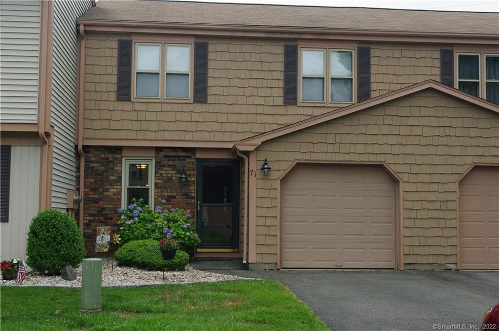 71 Butternut Ln unit 71, Rocky Hill, CT 06067 - photo 1