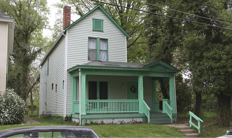 1282 E Fulton St Main Photo