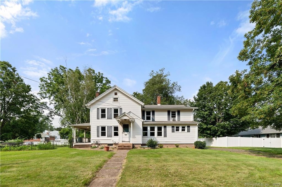 75 Mcintosh Dr, Manchester, CT 06042 - photo 1