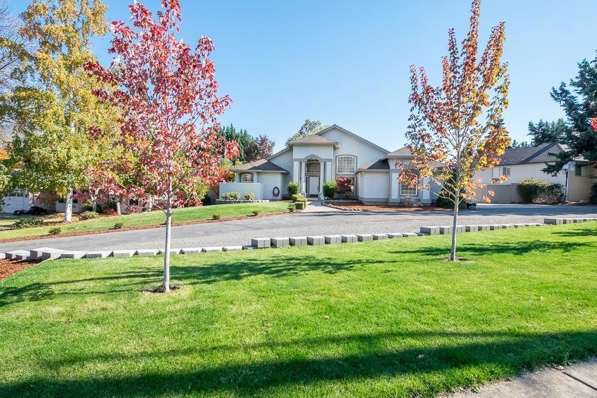 1142 Brookdale Ave, Medford, OR 97504 - photo 1