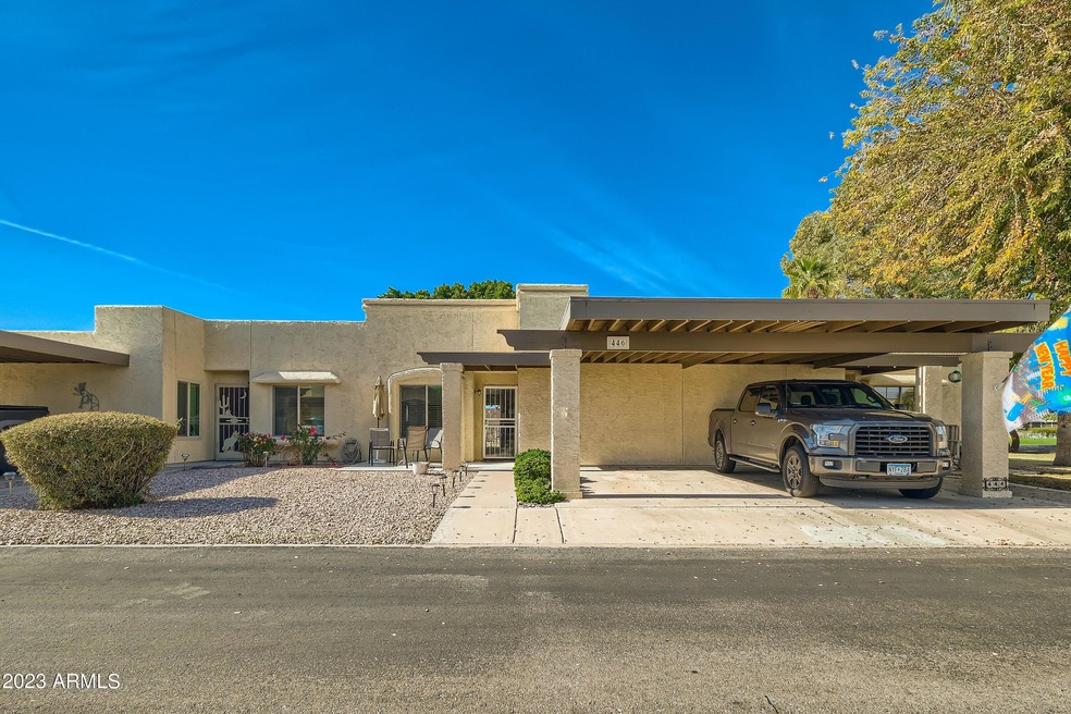 01 Exterior Front