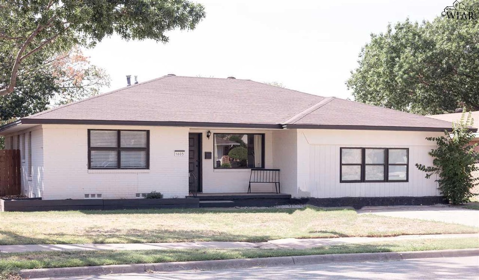 1605 Aldrich Ave, Wichita Falls, TX 76302 - photo 1