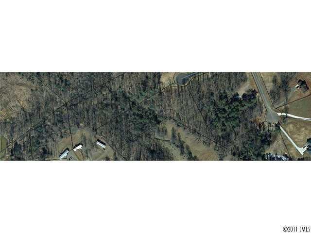 L30 Sandalwood Ln unit 30, Statesville, NC 28625 - photo 1