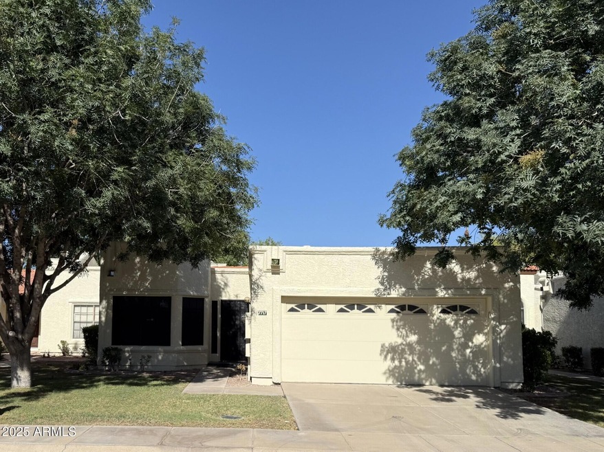 7717 S Heather Dr, Tempe, AZ 85284 - photo 1