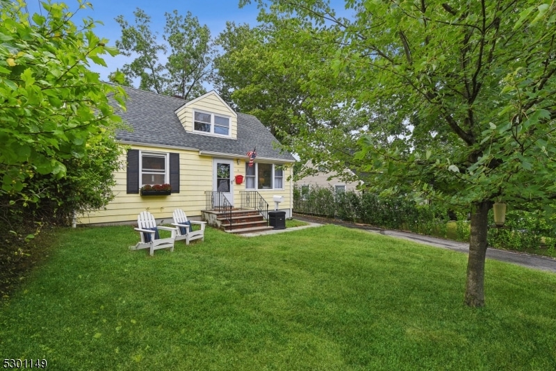 11 Mayfair Dr, West Orange, NJ 07052 - photo 1