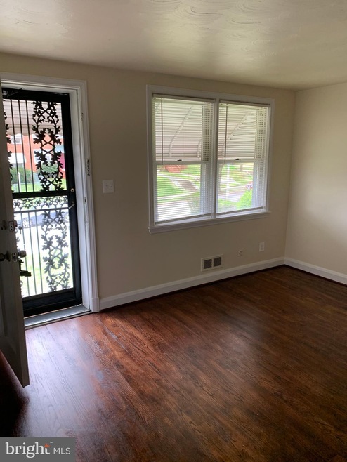 508 Lucia Ave, Baltimore, MD 21229 - photo 1