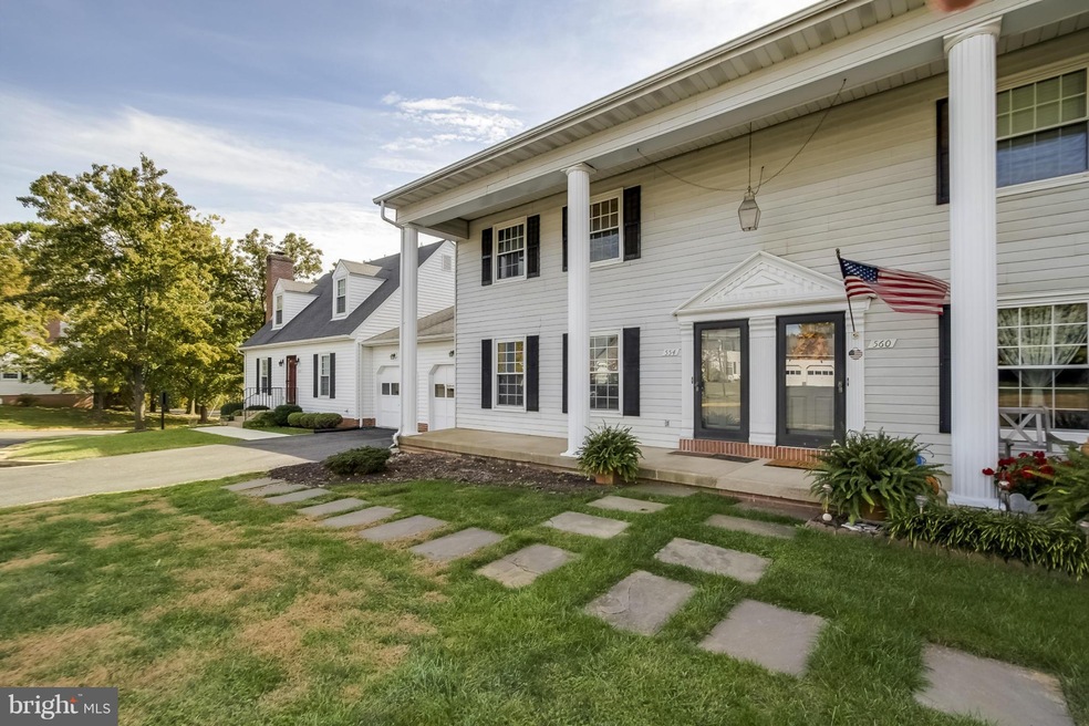 554 Tiffany Ct, Warrenton, VA 20186 - photo 1