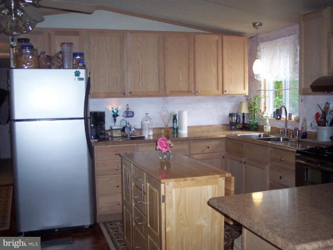 10741 Horseshoe Ln, Worton, MD 21678 - photo 1