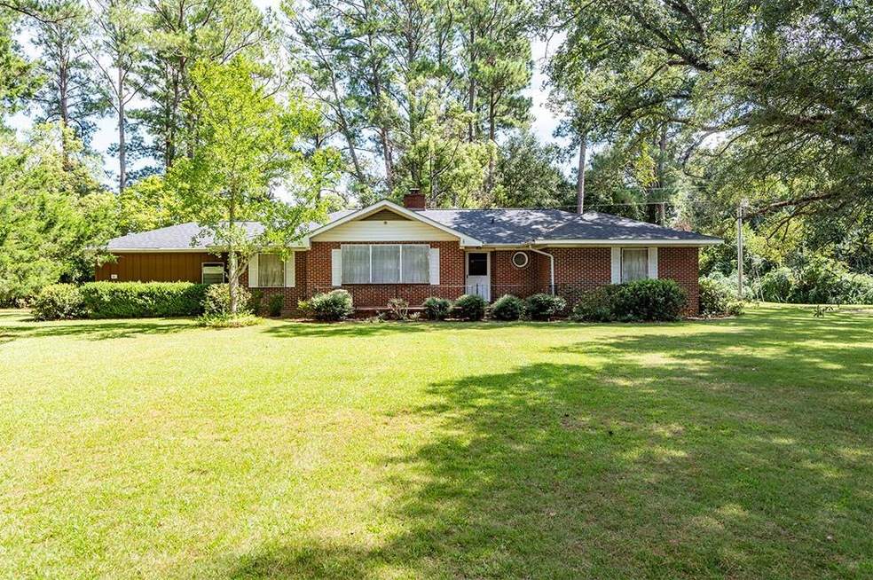 502 Pine Bluff Rd, Albany, GA 31705 - photo 1