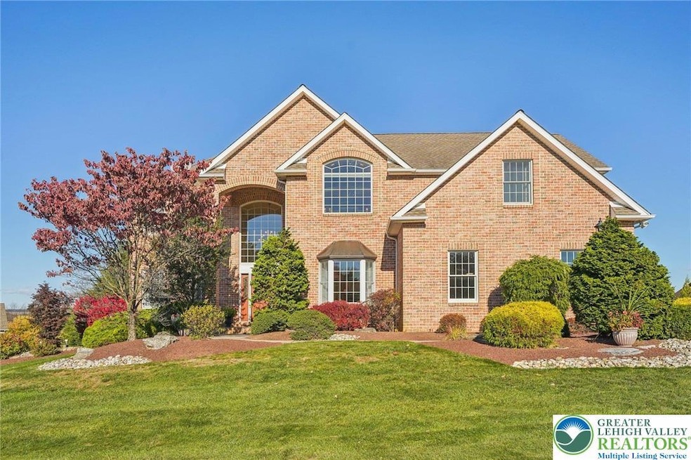 Pending $720,000 • Co-Listing Agent