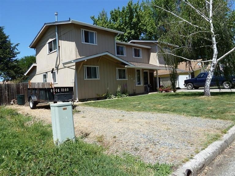 unlisted-address, Grants Pass, OR 97526 - photo 1