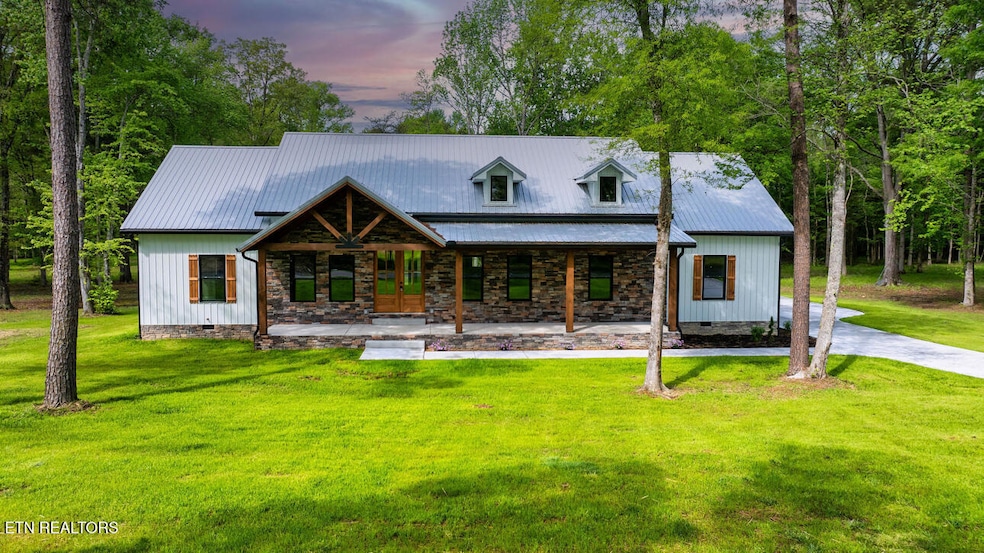 For Sale $799,000 • Co-Listing Agent