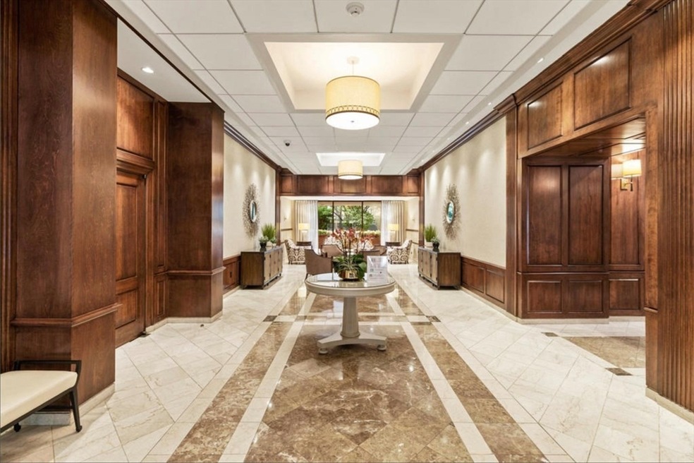 Hawthorne Place Condominium unit 14C, Boston, MA 02114 - photo 1