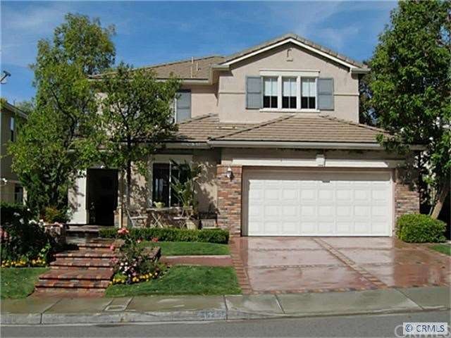 Beautiful home on  single loaded street