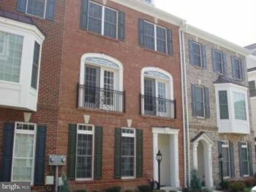 22956 Fanshaw Square, Ashburn, VA 20148 - photo 1